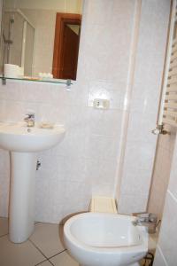 A bathroom at Hotel Dalmazia