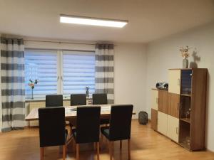 Afbeelding uit fotogalerij van Meine Ferienwohnung Seeburg 2 in Seeburg