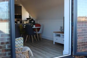 Gambar di galeri bagi Swan View, Oulton Broad di Lowestoft