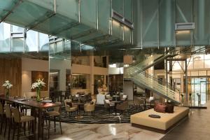 Ruang duduk di Radisson Blu Lagos Ikeja