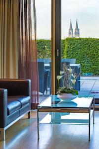 Area tempat duduk di Radisson Blu Hotel Köln