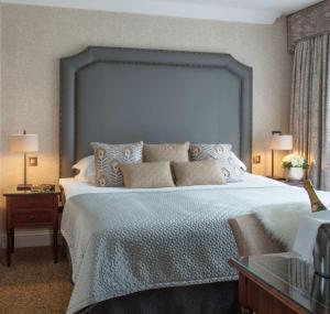 Voodi või voodid majutusasutuse Radisson Blu St. Helen's Hotel toas