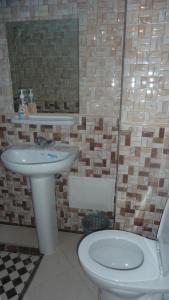 Koupelna v ubytování Hotel Aday
