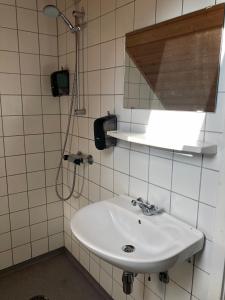 Afbeelding uit fotogalerij van Danhostel Sandvig in Sandvig