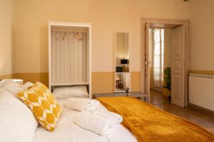 Posteľ alebo postele v izbe v ubytovaní Family Apartments Angeli