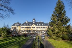 Galeriebild der Unterkunft Jagdschloss Hotel Niederwald in Rüdesheim am Rhein