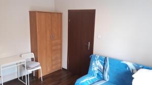 Posedenie v ubytovaní Apartamenty i Pokoje przy Parku