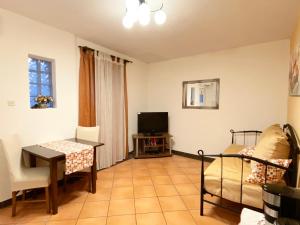 Posedenie v ubytovaní Apt Lavender on Nincevica St-1 BR Apt 5 min to the Old Town of Split