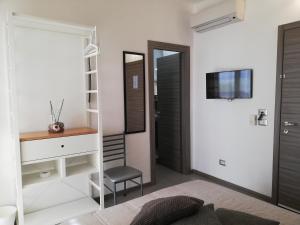 Μια τηλεόραση ή/και κέντρο ψυχαγωγίας στο La Scogliera