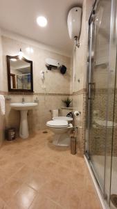 A bathroom at FraBa Apartment