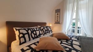 A bed or beds in a room at FraBa Apartment