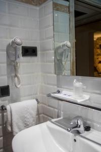 Koupelna v ubytování Boutique Hotel Castilla