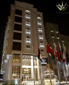 a rendering of the star palace hotel at night at Seven Palaces in Hafr Al-Batin