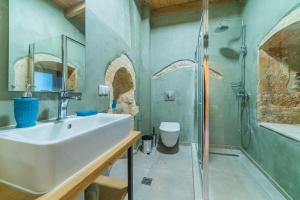Kúpeľňa v ubytovaní Dimitrios Residence Old Town Rethymno