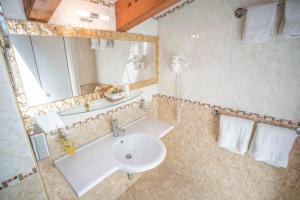 Bany a Borgo dei Poeti Romantik Hotel