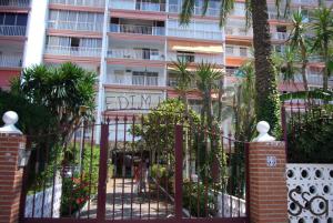 Budynek, w którym mieści się apartament