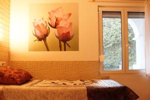 Posteľ alebo postele v izbe v ubytovaní White & Quiet Apartment House