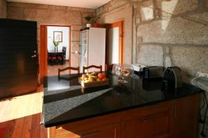 A cozinha ou cozinha compacta de Dias House
