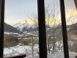 山林小屋附近的自然景觀