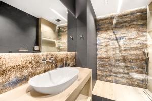Koupelna v ubytování EXCLUSIVE Szczecin Apartment - 2 seperate bedroom 5 star Apartment ***** + 12 fotografií
