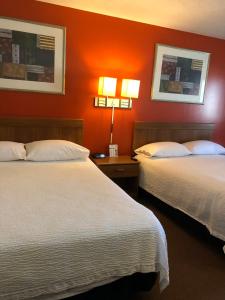 Afbeelding uit fotogalerij van Coronado Motel & RV Park in Lindsborg