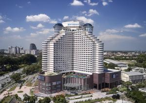 - une vue aérienne sur le grand casino international de l'hôtel dans l'établissement Wyndham Acmar Klang, à Klang