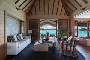 Istumisnurk majutusasutuses Four Seasons Resort Bora Bora