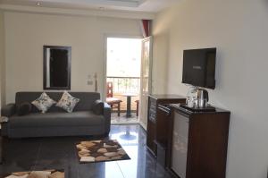 A cozinha ou kitchenette de Best View Pyramids Hotel