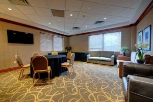 Imagen de la galería de Holiday Inn Plainview-Long Island, an IHG Hotel, en Plainview