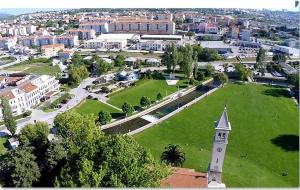 Nespecifikovaný výhled na destinaci Solin nebo výhled na město při pohledu z apartmánu