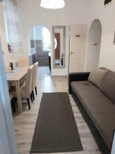 Amira apartman 3300 Eger, Maklári út 8. kép - 2