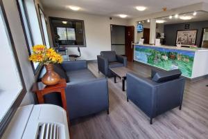 Gallery image of Super 8 by Wyndham Paris in Paris