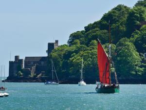 Gallery image of Dart Views in Dartmouth