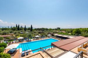 Bazén v ubytování Hotel Antico Monastero nebo v jeho okolí