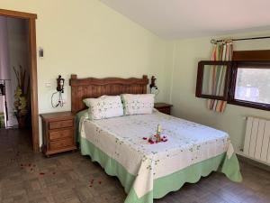 Postel nebo postele na pokoji v ubytování Casas Rurales Cazorla-Alcón + 37 fotografií