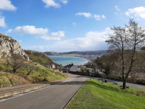 Gallery image of Copper Mine Cottage in Llandudno