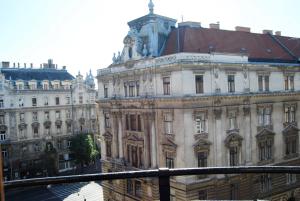 Budova, v ktorej sa apartmán nachádza