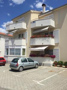 Budova, v ktorej sa apartmán nachádza