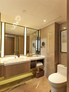 Vannituba majutusasutuses Zenith Hotel-Near Train Station & The Mixc