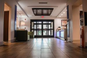 Η κουζίνα ή μικρή κουζίνα στο Holiday Inn Express Hotel & Suites Athens by IHG