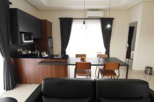 Kuchnia lub aneks kuchenny w obiekcie R Hotel Rancamaya