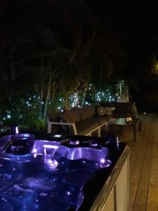 Piscina di chambre et table d’hôte au Diamant o nelle vicinanze