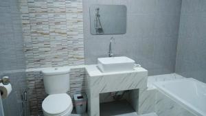 Bilik mandi di Midtown Sukhothai