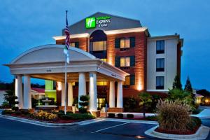 a hotel front view of the hampton inn and suites at Holiday Inn Express Hotel & Suites McDonough, an IHG Hotel in McDonough