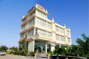 Gallery image of Hotel Rani Bagh Resort in Beāwar