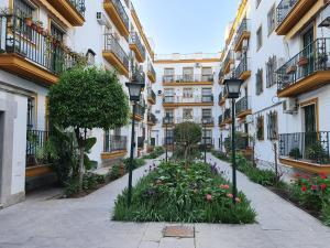 Gallery image of NOOL Sevilla in Seville