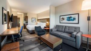 Imagen de la galería de Holiday Inn Express Airdrie, an IHG Hotel, en Airdrie