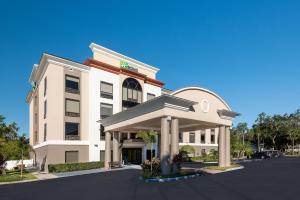 Gallery image of Holiday Inn Express Hotel & Suites Bartow, an IHG Hotel in Bartow