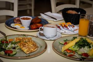 Comida en la casa de huéspedes o alrededores
