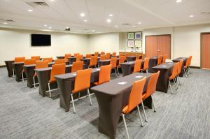 Konferenční prostory v ubytování Holiday Inn Express & Suites - Denton North by IHG